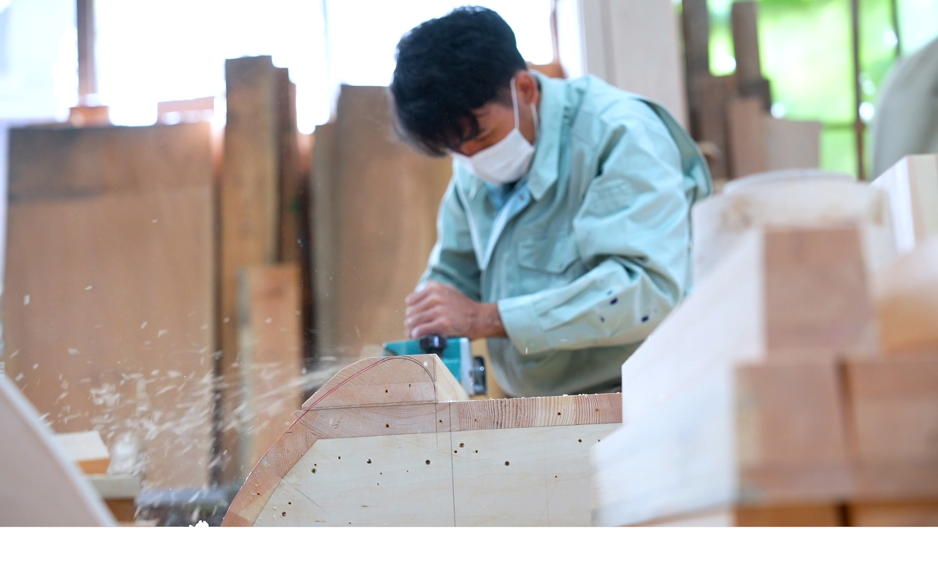 遠山木型製作所が職人技と製品の品質を映し出すプロモーション動画を制作しWebサイトで公開